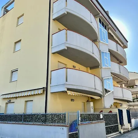 Appartamento Dei Ludi 3 - Affitti Brevi Italia Alba Adriatica