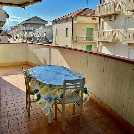 Appartamento Dei Ludi 3 - Affitti Brevi Italia Alba Adriatica